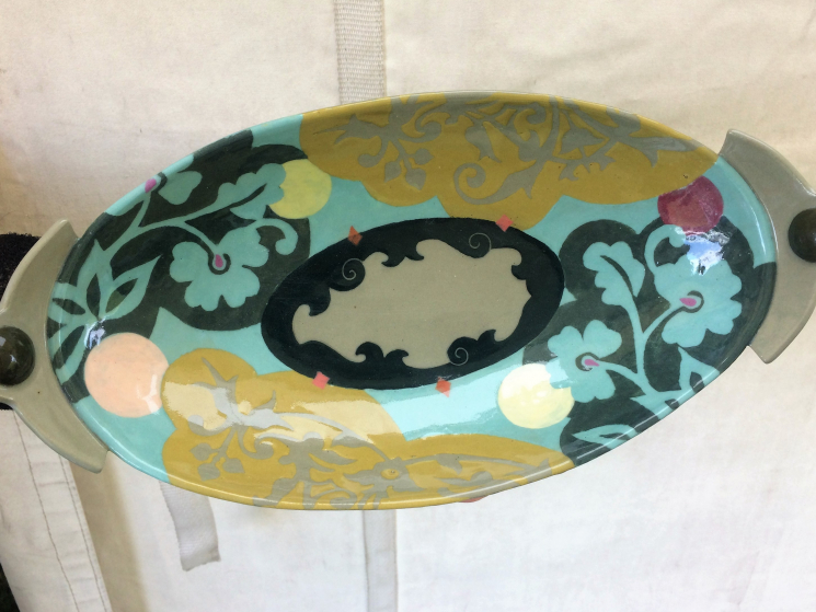 Large Oval Bowl in Avocado