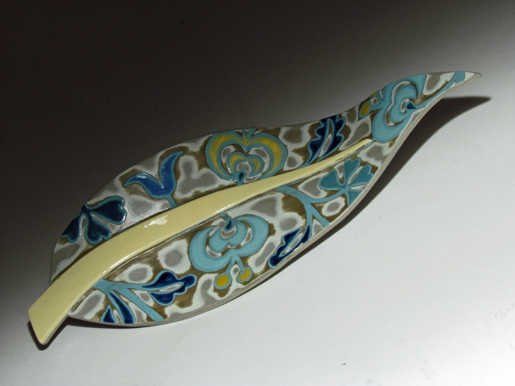 Aqua Bud Chestnut Leaf