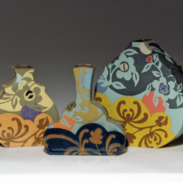 Spider Mum Vase Trio