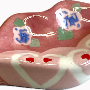 “LIPS” Wall Tile/Dish in coral/pink
