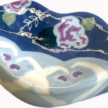 “LIPS” Wall Tile/Dish in dark blue/light blue